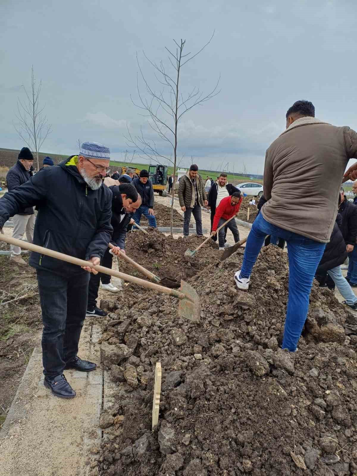 KIRKLARELİ'NDE BİRDEN FAZLA BIÇAK DARBESİYLE ÖLDÜRÜLEN 56 YAŞINDAKİ AYNUR ERKENCİ'NİN CENAZESİ...