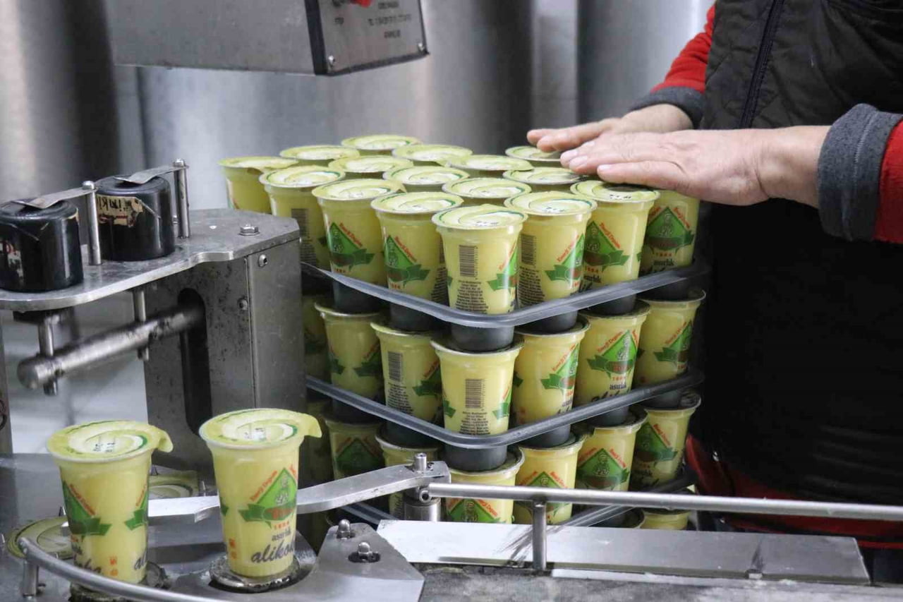 KIŞ AYLARININ VAZGEÇİLMEZ İÇECEĞİ OLAN BOZANIN İMALATINDAN TEZGAHLARA UZANAN YOLCULUĞU...