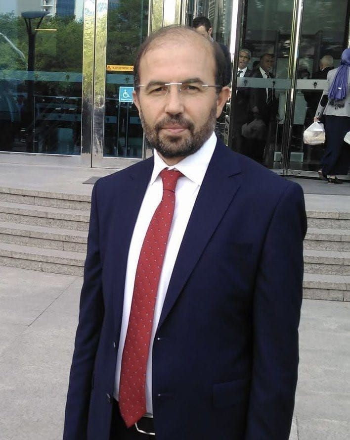 KIZILAY İL MERKEZİ BAŞKANI DR. HÜSEYİN BEKMEZ