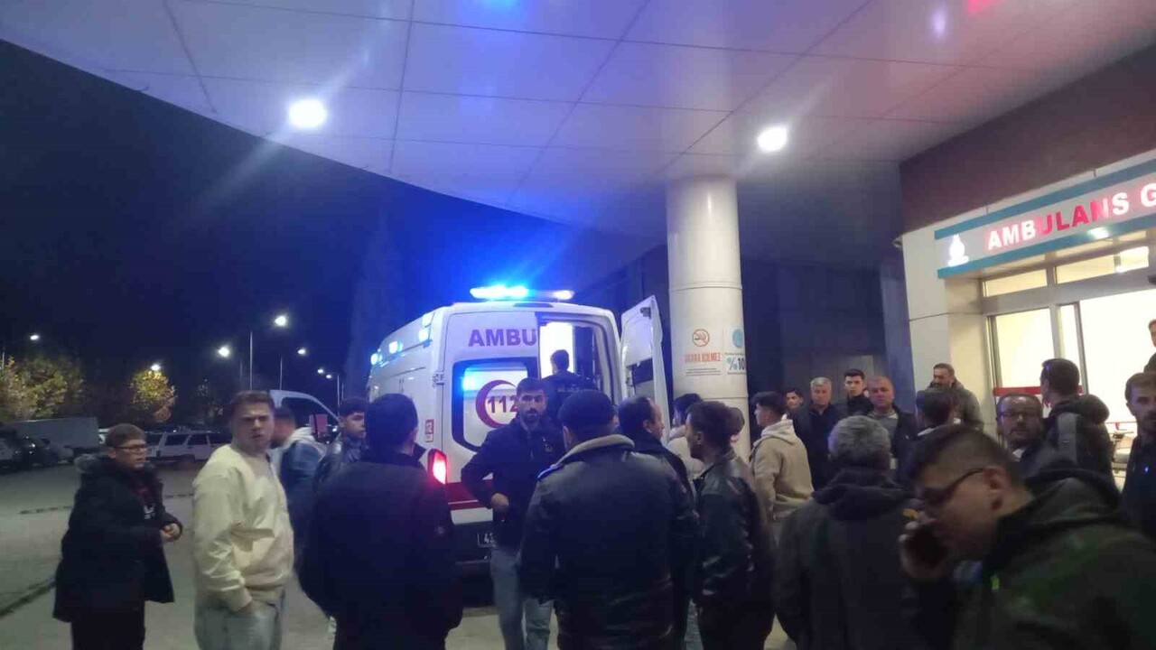 KÖMÜR OCAĞINDA KARBONMONOTSİT GAZI ZEHİRLENMESİ, 7 İŞÇİ HASTANEYE KALDIRILDI