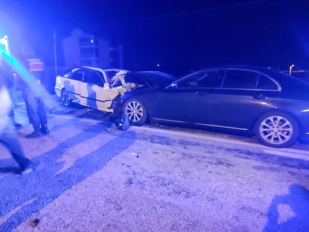 KONYA’NIN BOZKIR İLÇESİNDE İKİ OTOMOBİLİN KAFA KAFAYA ÇARPIŞMASI SONUCU 1 KİŞİ HAYATINI KAYBETTİ...