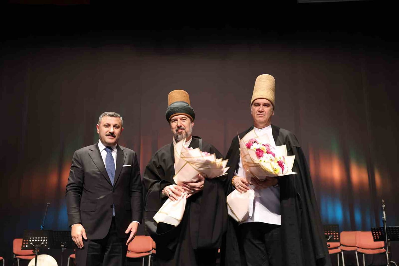 KÜÇÜKÇEKMECE BELEDİYESİ, MEVLÂNÂ CELÂLEDDÎN-İ RÛMÎ’NİN 752. VUSLAT YIL DÖNÜMÜNDE ‘ŞEB-İ ARUS’...