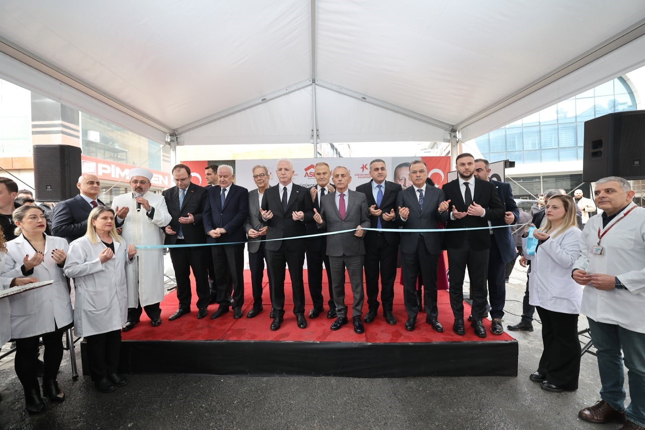 KÜÇÜKÇEKMECE TEVFİKBEY MAHALLESİ'NE İSTANBUL AİLE SAĞLIĞI MERKEZİ HİZMETE AÇILDI. 8 ADET MUAYENE...