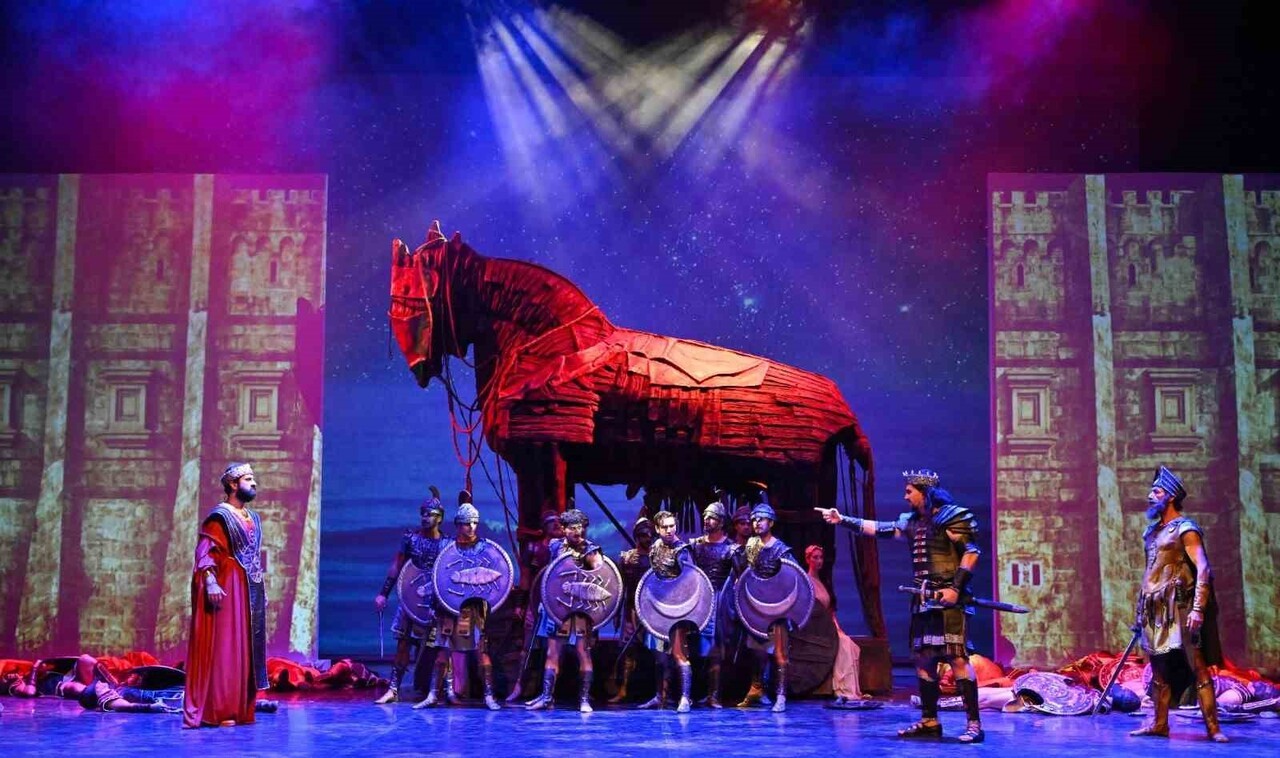 KÜLTÜR VE TURİZM BAKANI MEHMET NURİ ERSOY, "TÜRKİYE'NİN EŞSİZ KÜLTÜREL MİRASINI BİR KEZ DAHA ANTİK...