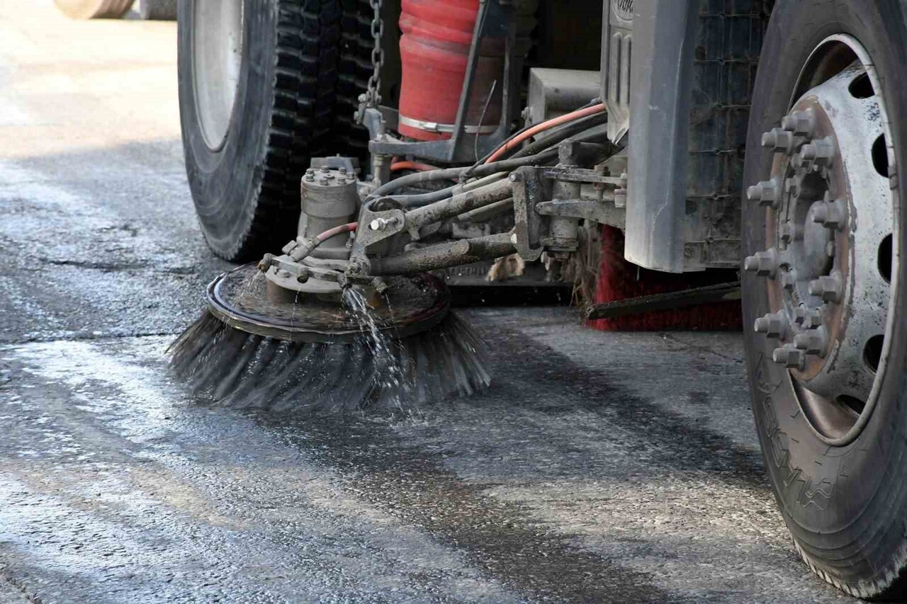 KUŞADASI BELEDİYESİ'NDEN DETAYLI TEMİZLİK ÇALIŞMASI