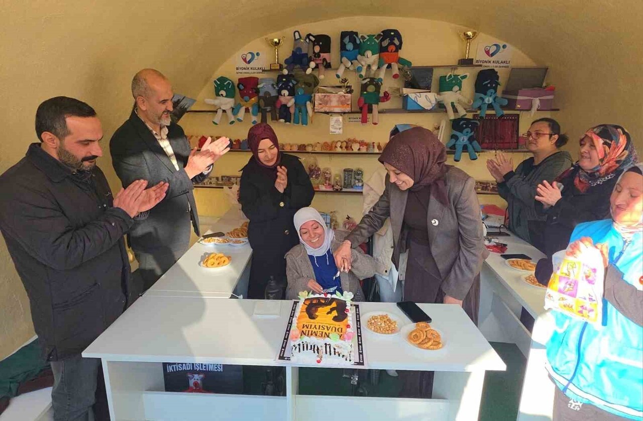 KÜTAHYA'DA "ANNEMİN DUASIYIM" KİTABI TANITILDI