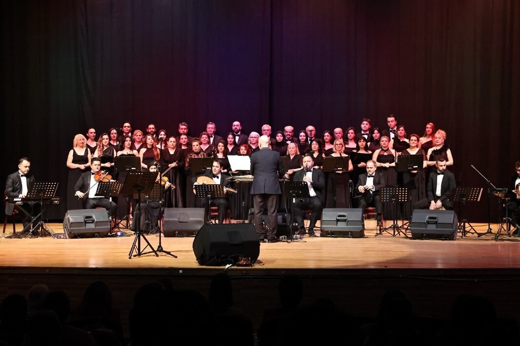 KÜTAHYA’DA TÜRK SANAT MÜZİĞİ KONSERİ SANATSEVERLERE UNUTULMAZ BİR AKŞAM YAŞATTI