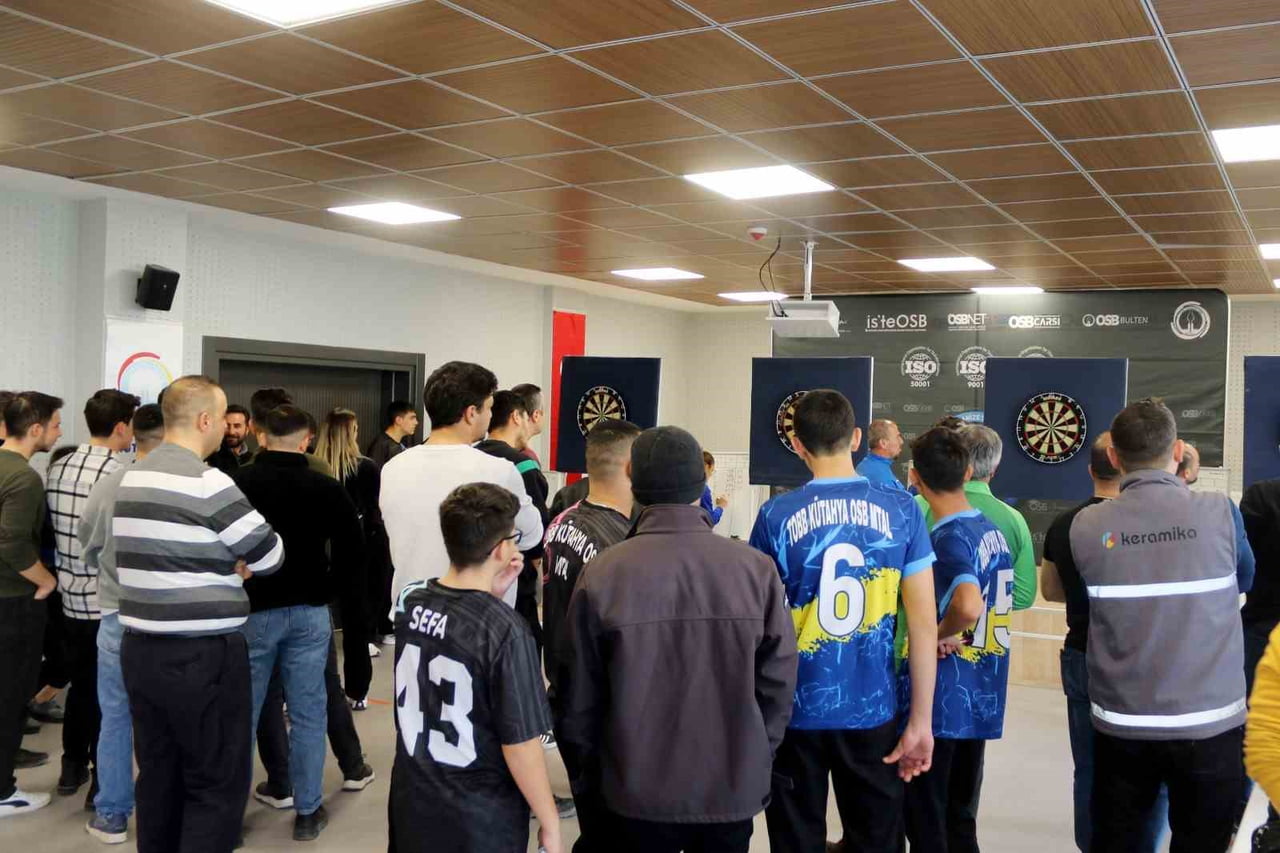 KÜTAHYA OSB’DE FİRMALAR ARASI DART TURNUVASI HEYECANI