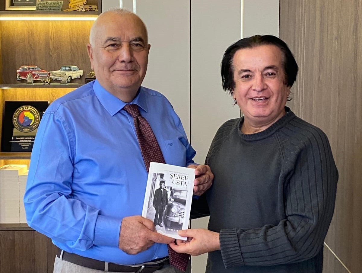 KÜTAHYA SİMAVLI SANAYİCİ ŞEREF KAZCIOĞLU’NUN "ŞEREF USTA" KİTABI ÇIKTI