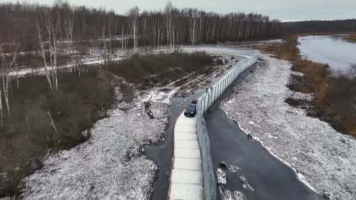 Letonya, Rusya sınırı boyunca uzanan 280 kilometre uzunluğundaki metal çitin inşasını, 10 yıl...