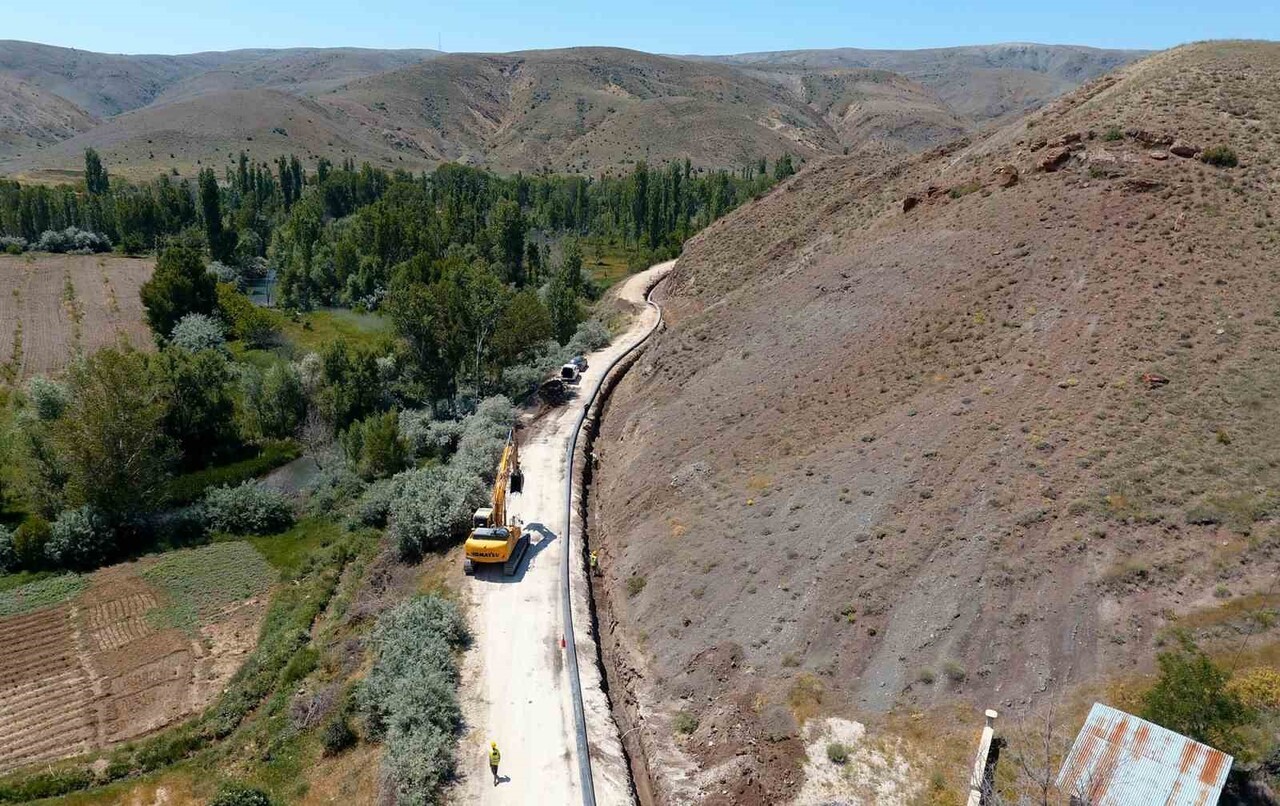 MALATYA BÜYÜKŞEHİR BELEDİYESİ'NDE KULUNCAK'A DEV ALTYAPI VE İÇME SUYU YATIRIMI