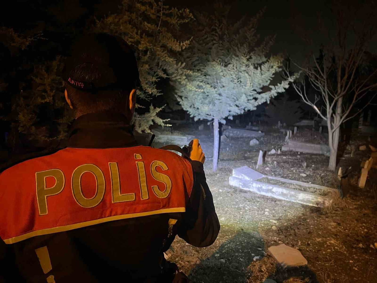 MALATYA’DA POLİS EKİPLERİ, KENT GENELİNDE DENETİMLERİNİ SIKLAŞTIRDI.