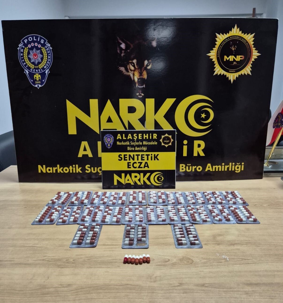 MANİSA'NIN ALAŞEHİR İLÇE EMNİYET MÜDÜRLÜĞÜ NARKOTİK SUÇLARLA MÜCADELE ŞUBE MÜDÜRLÜĞÜ ALAŞEHİR BÜRO...