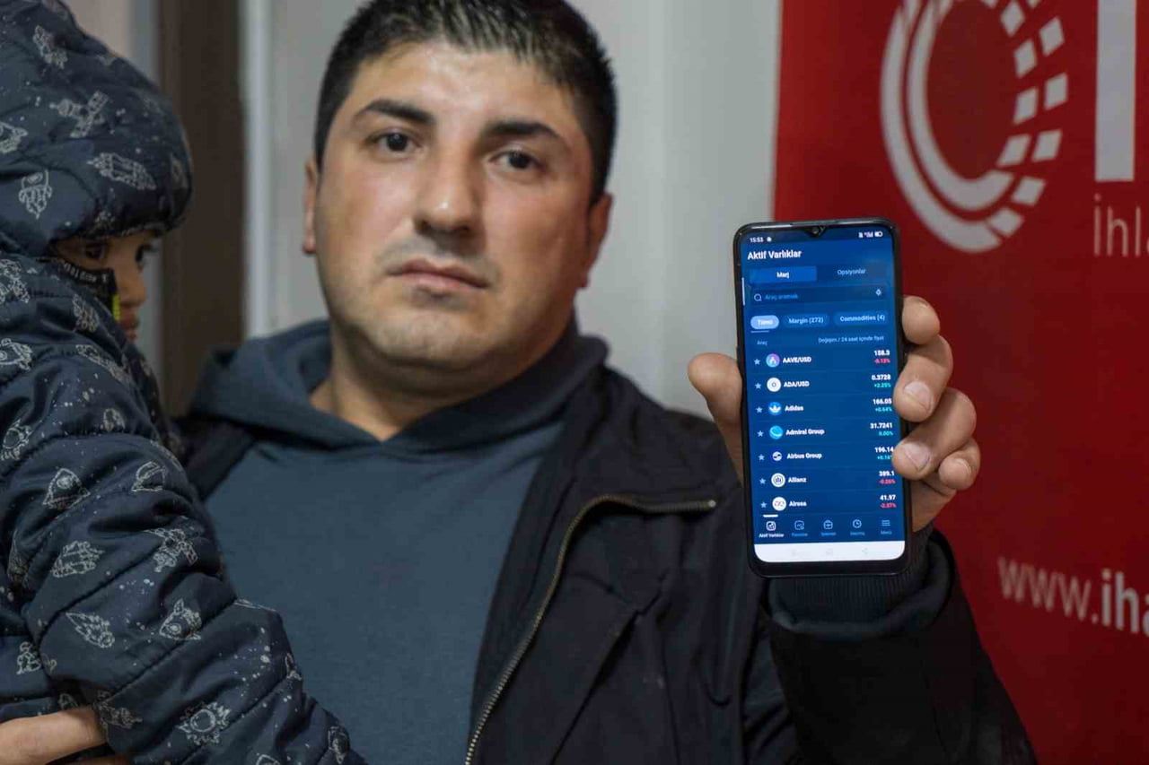 MANİSA’NIN YUNUSEMRE İLÇESİNDE YAŞAYAN BİR KİŞİ SOSYAL MEDYADA GÖRDÜĞÜ SAHTE BİR YATIRIM İLANINA...