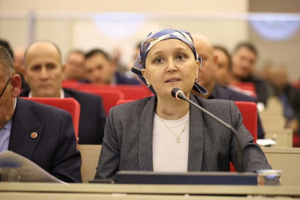 MANİSA ŞEHİR HASTANESİ'NDE 14 GÜNDÜR TEDAVİ GÖREN ŞEHZADELER BELEDİYE BAŞKANI GÜLŞAH DURBAY...