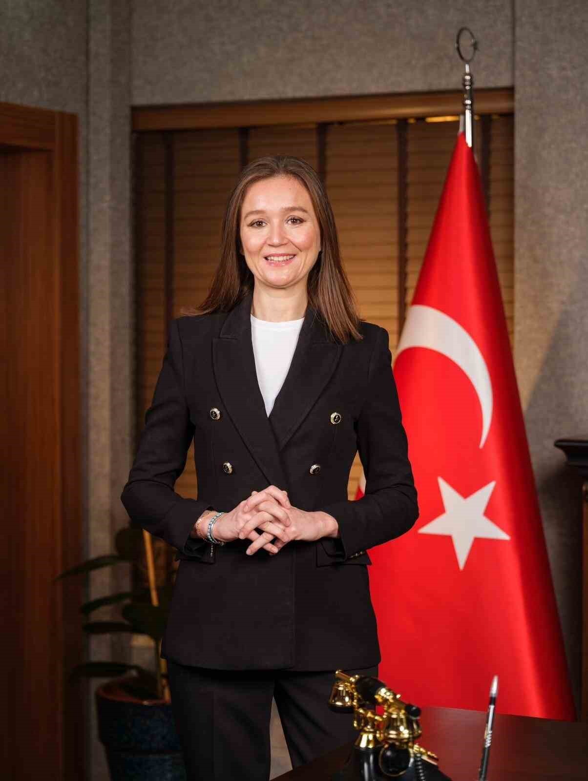 MANİSA ŞEHİR HASTANESİ BAŞHEKİMİ UZM. DR. SERKAN SAKA, ŞEHZADELER BELEDİYE BAŞKANI GÜLŞAH...