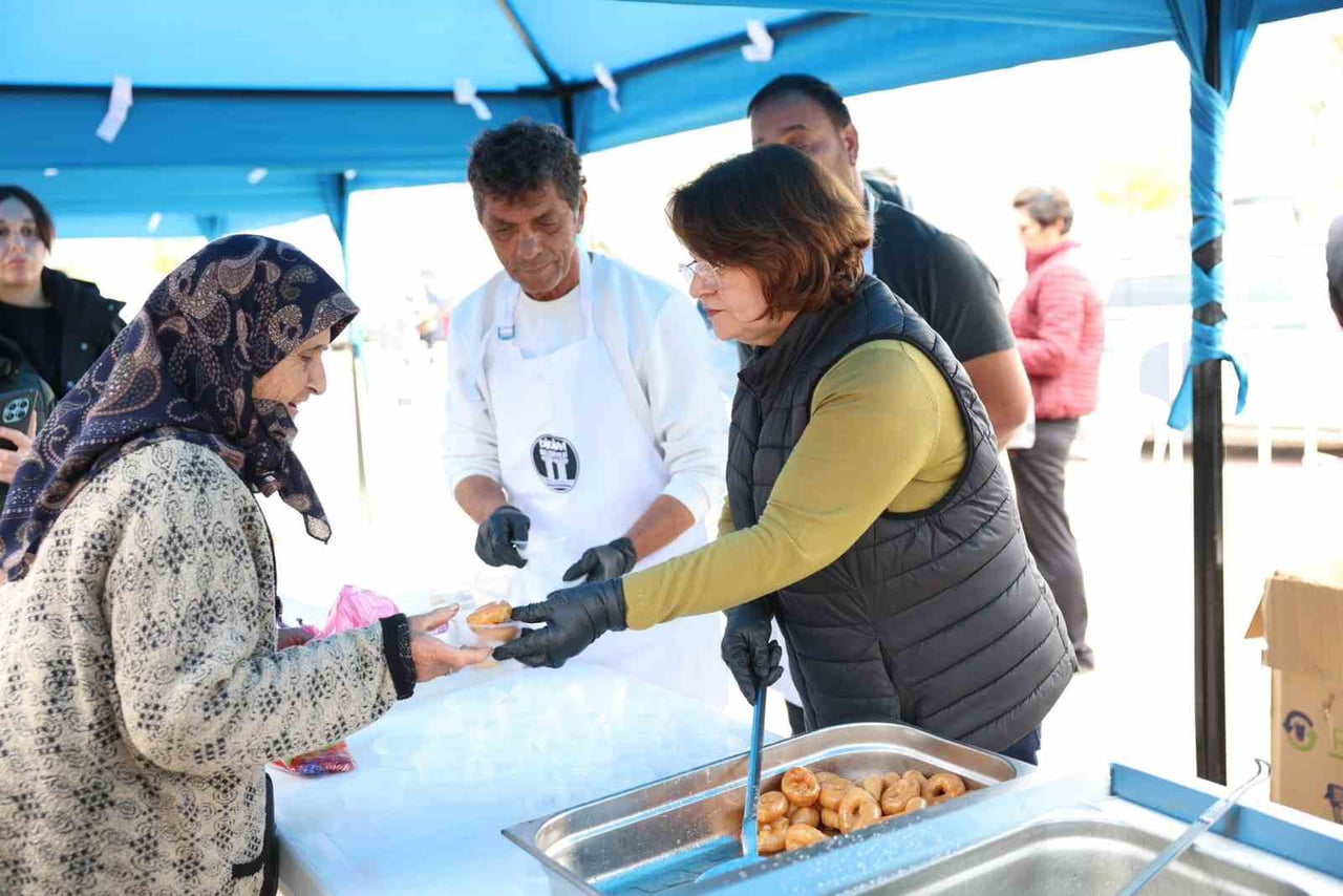 MANİSA ŞEHZADELER İLÇESİNİN İLK KADIN BELEDİYE BAŞKANI OLAN MERHUME GÜLŞAH DURBAY, AYDIN'IN DİDİM...