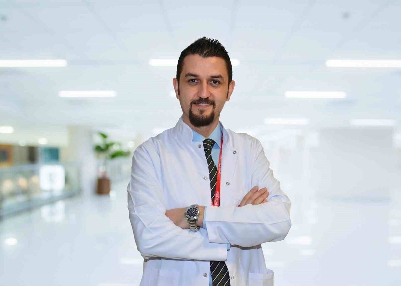 MEDİCAL PARK ORDU HASTANESİ GASTROENTEROLOJİ UZMANI DOÇ. DR. FUAT EKİZ