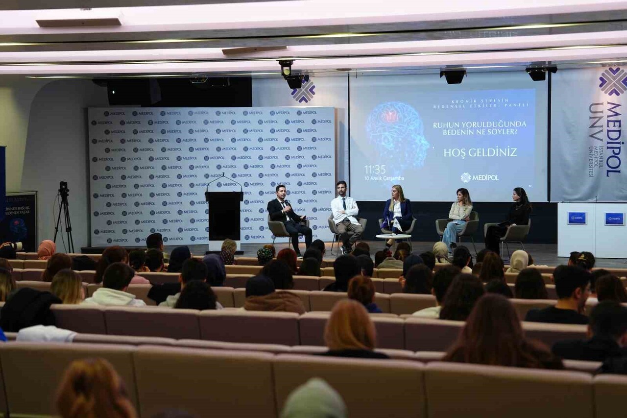 MEDİPOL SAĞLIK GRUBU TARAFINDAN DÜZENLENEN "KRONİK STRESİN BEDENSEL ETKİLERİ" PANELİNDE...