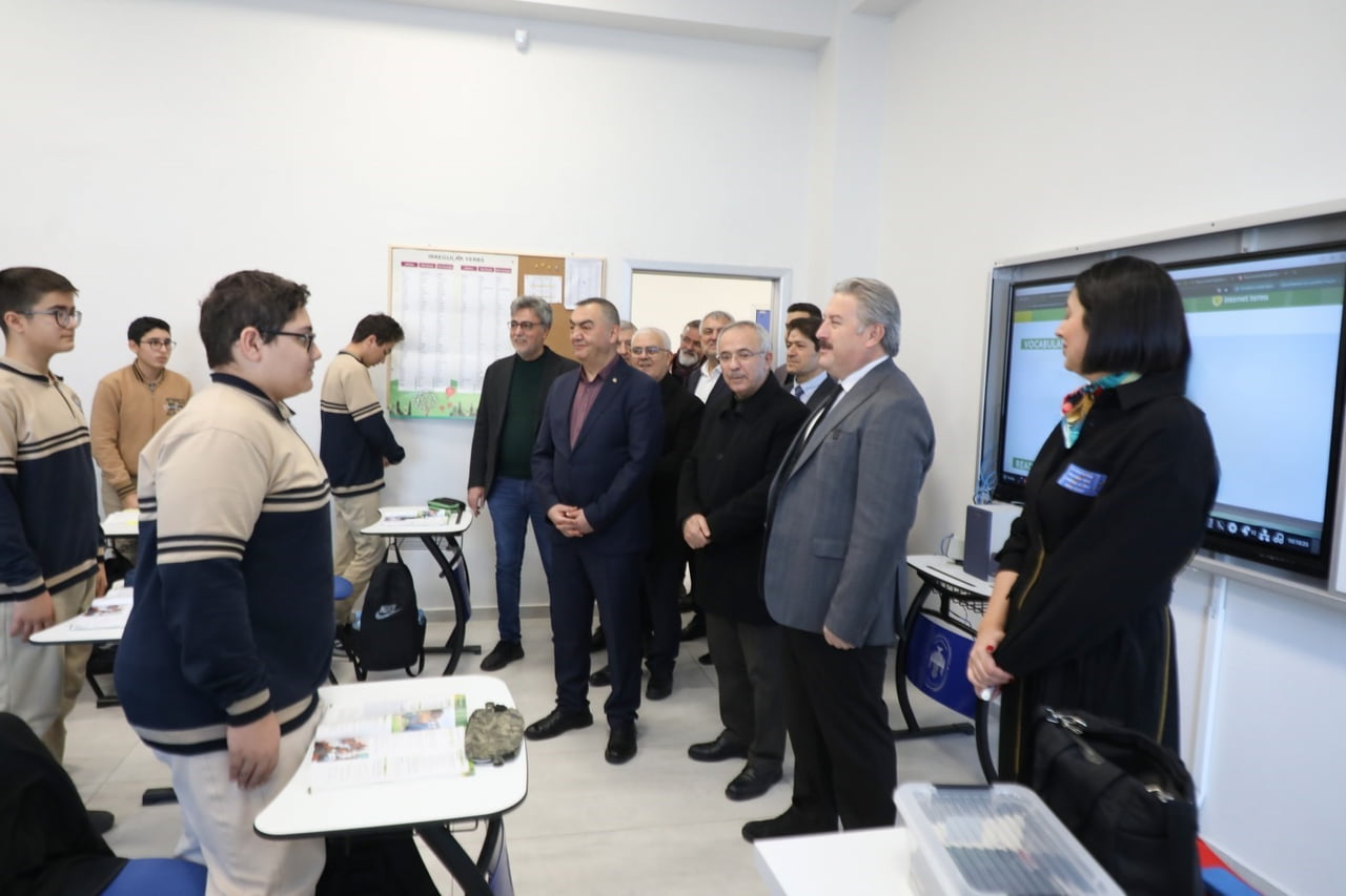 MELİKGAZİ BELEDİYE BAŞKANI DOÇ. DR. MUSTAFA PALANCIOĞLU, İLÇENİN GÖZDE PROJELERİ ARASINDA YER ALAN...