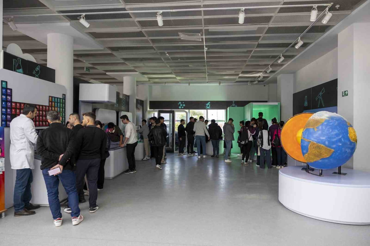 MERSİN BÜYÜKŞEHİR BELEDİYESİNE BAĞLI MERCAN 100. YIL İKLİM VE ÇEVRE BİLİM MERKEZİ’Nİ ZİYARET EDEN...