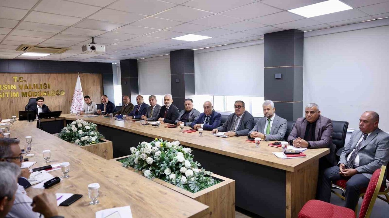 MERSİN İL MİLLİ EĞİTİM MÜDÜRÜ MUHAMMED ÖZDEMİRCİ, KURUMUN BİRİM AMİRLERİYLE BİR ARAYA GELEREK...