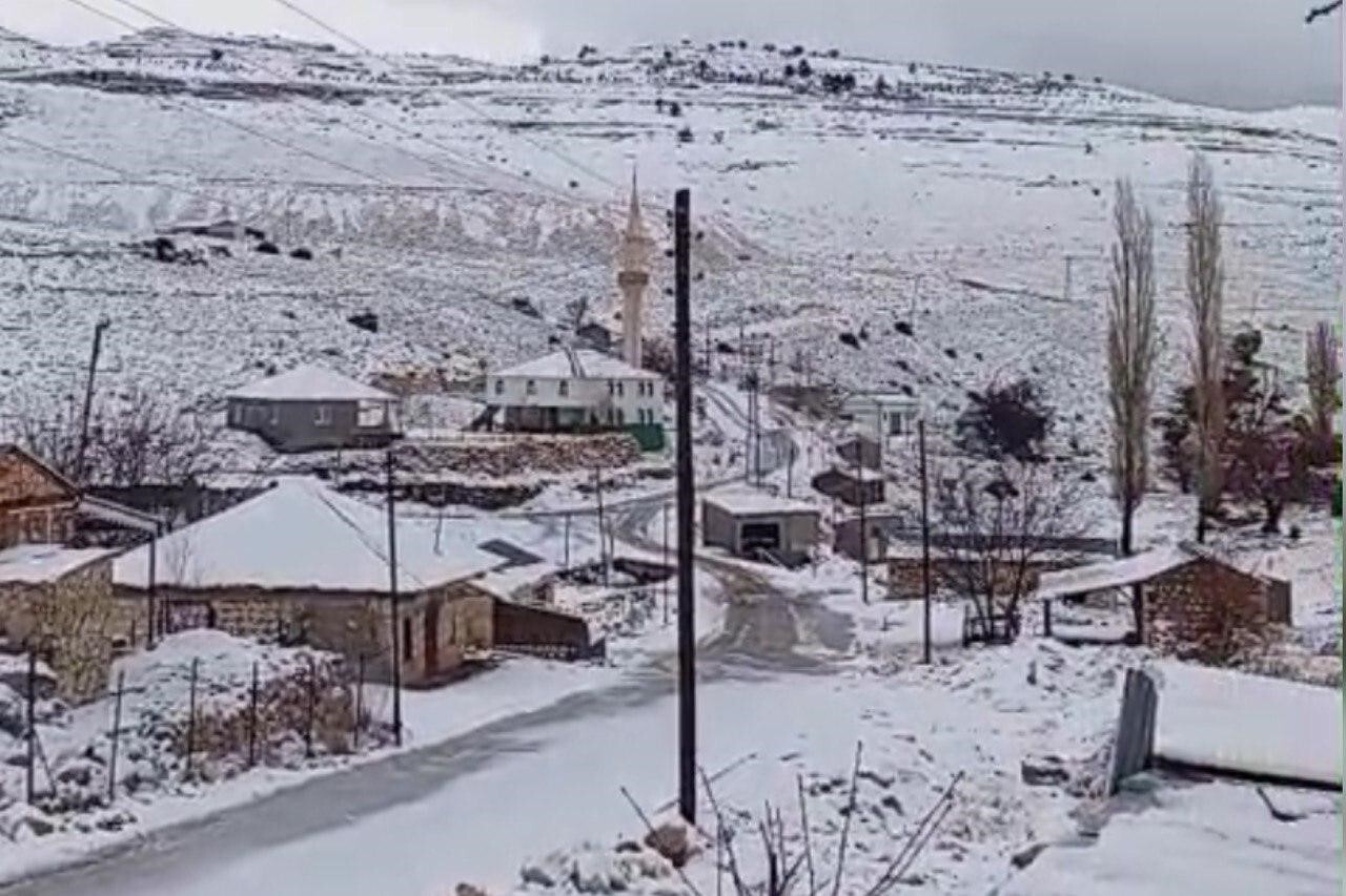 MERSİN’İN SAHİL KESİMLERİNDE YAĞMUR YÜKSEK KESİMLERDE İSE KAR YAĞIŞI ETKİLİ OLDU.