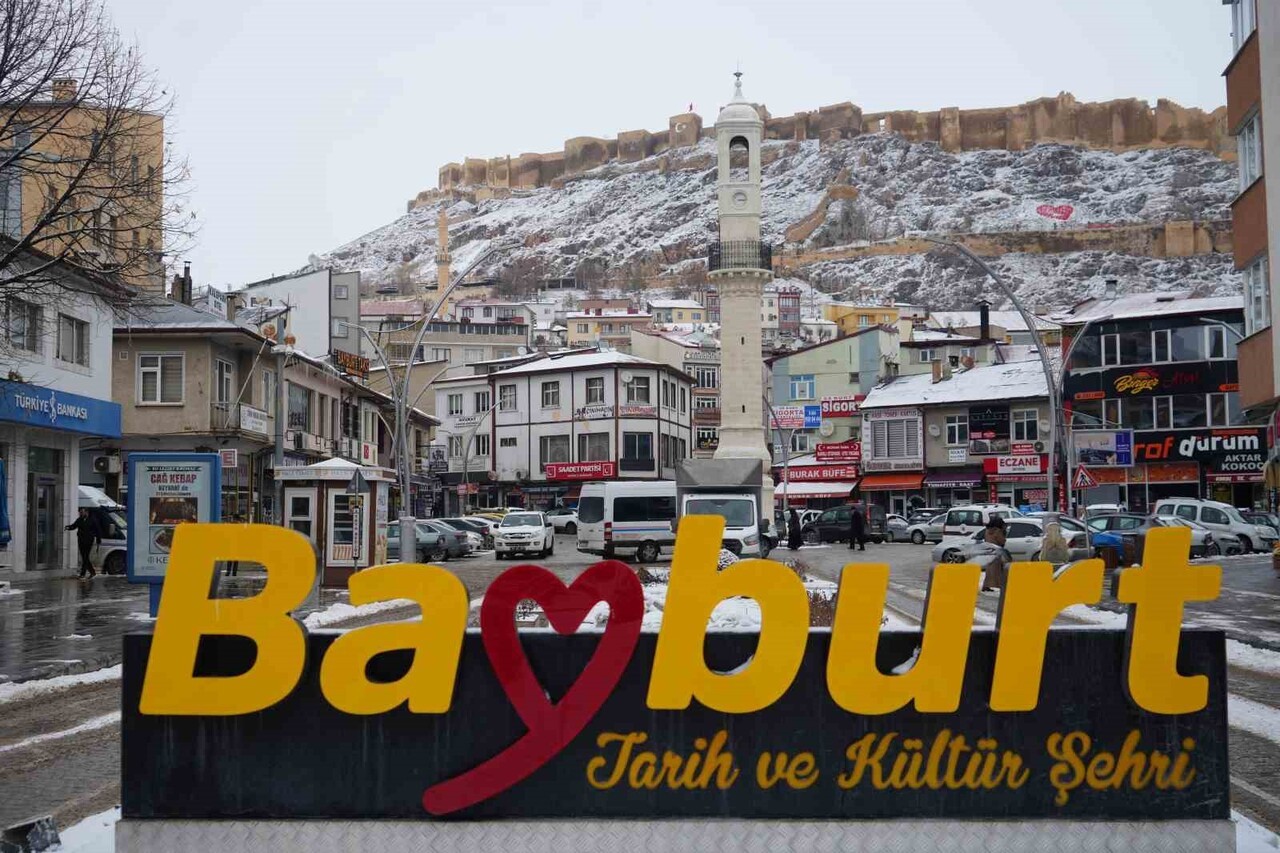 METEOROLOJİDEN BAYBURT İÇİN YAĞIŞ UYARISI YAPILDI