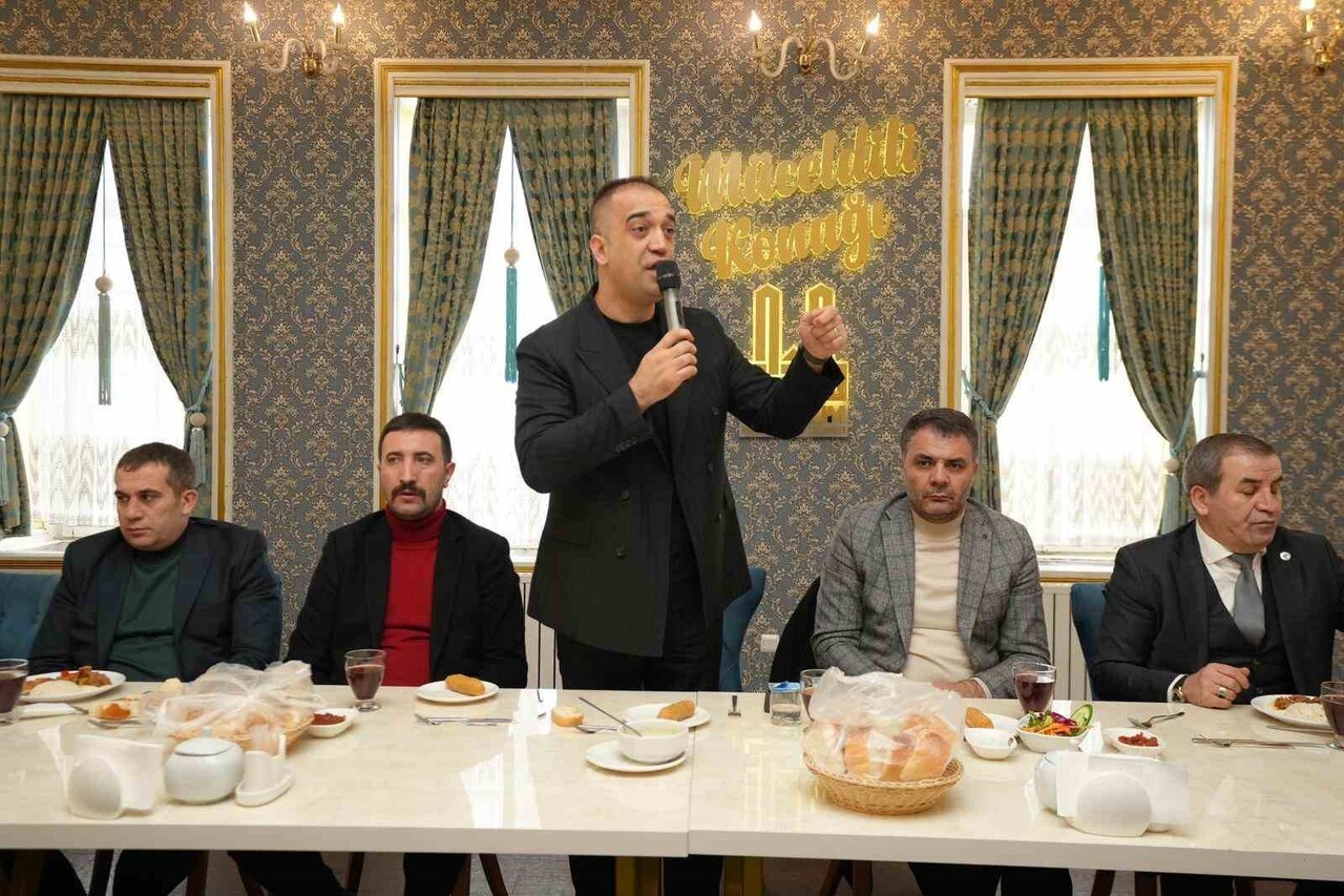 MİLLİYETÇİ HAREKET PARTİSİ (MHP) ERZURUM İL BAŞKANI ADEM YURDAGÜL, ERZURUM ÜLKÜ OCAKLARI İL...