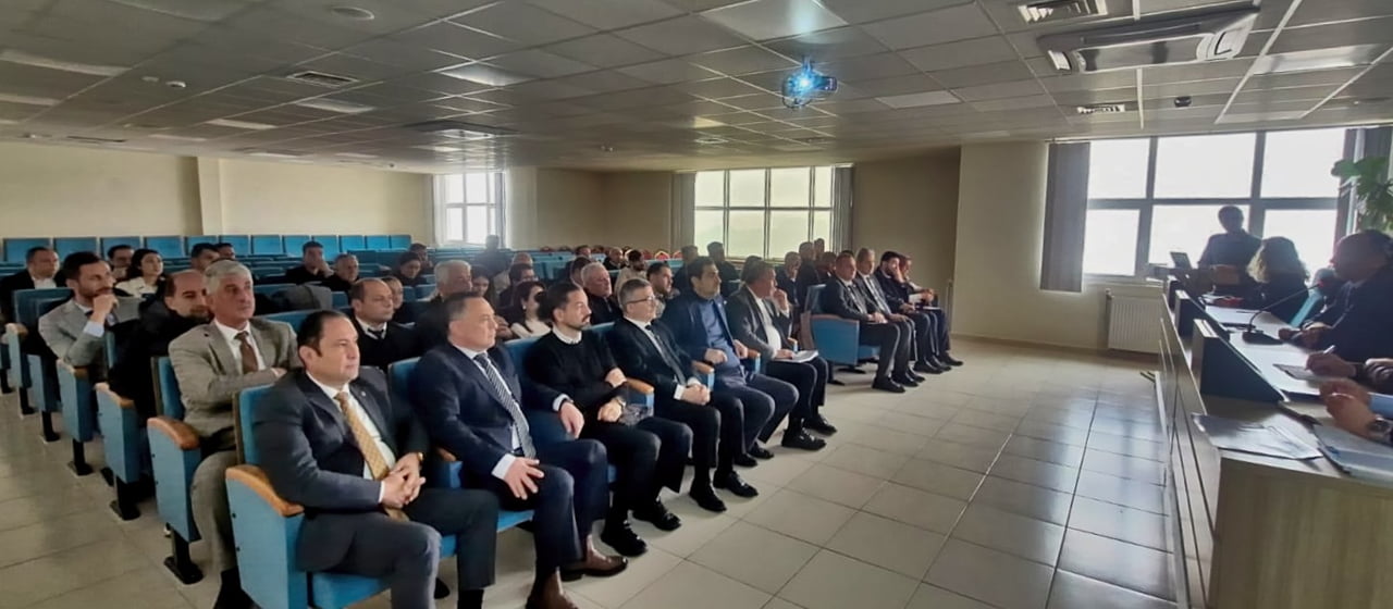 MUĞLA'DA SAHİPSİZ HAYVANLAR İÇİN KRİTİK ZİRVE