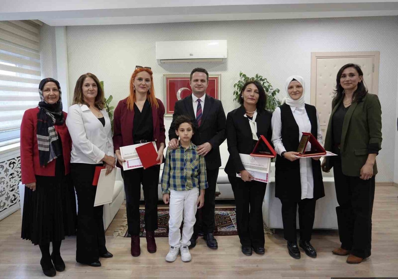 MUĞLA’DA "İZ BIRAKAN ANILAR" YARIŞMASININ ÖDÜLLERİ SAHİPLERİNİ BULDU