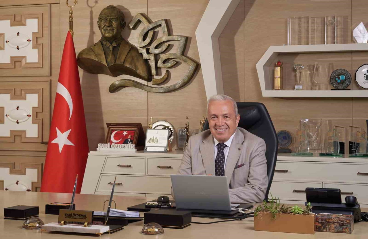 NİLÜFER BELEDİYE BAŞKANI ŞADİ ÖZDEMİR, ARTAN TOPLUMSAL İHTİYAÇLARA MODERN ÇÖZÜMLERLE YANIT...