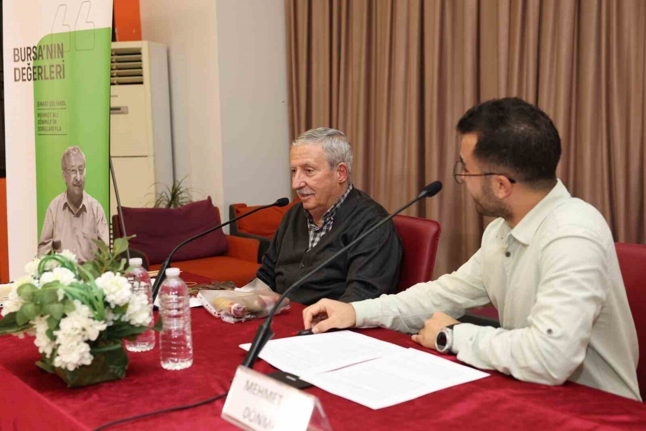 NİLÜFER BELEDİYESİ’NİN DÜZENLEDİĞİ "BURSA’NIN DEĞERLERİ" SÖYLEŞİSİNE KONUK OLAN KARAGÖZ USTASI...