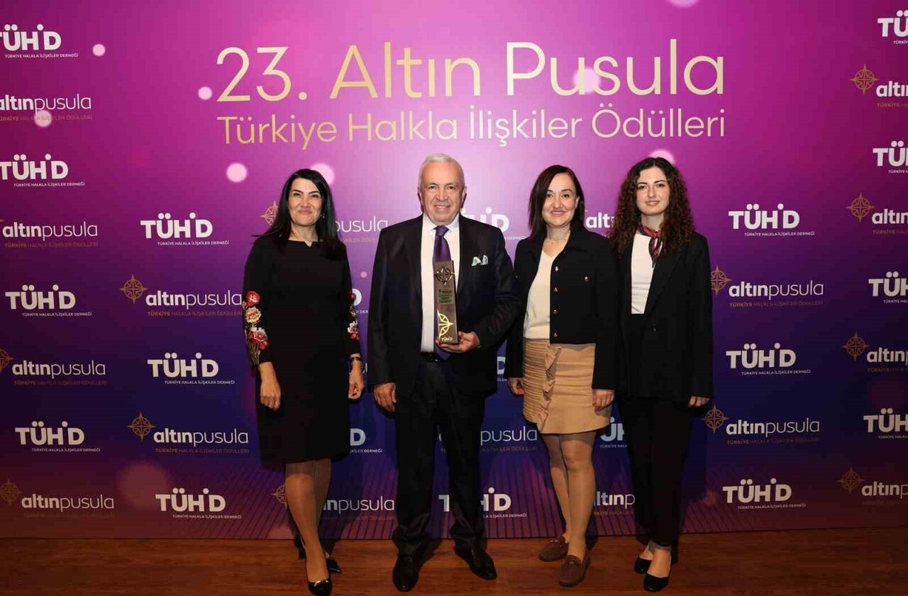 NİLÜFER BELEDİYESİ, TÜRKİYE HALKLA İLİŞKİLER DERNEĞİ (TÜHİD) TARAFINDAN DÜZENLENEN 23. ALTIN...