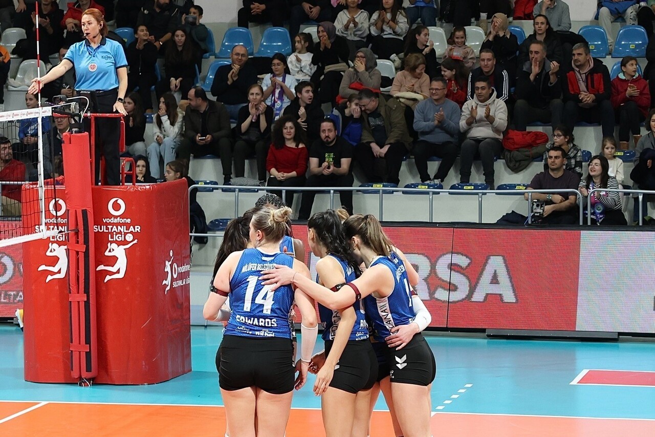 NİLÜFER BELEDİYESPOR EKER KADIN VOLEYBOL TAKIMI, VODAFONE SULTANLAR LİGİ’NİN 10. HAFTASINDA...