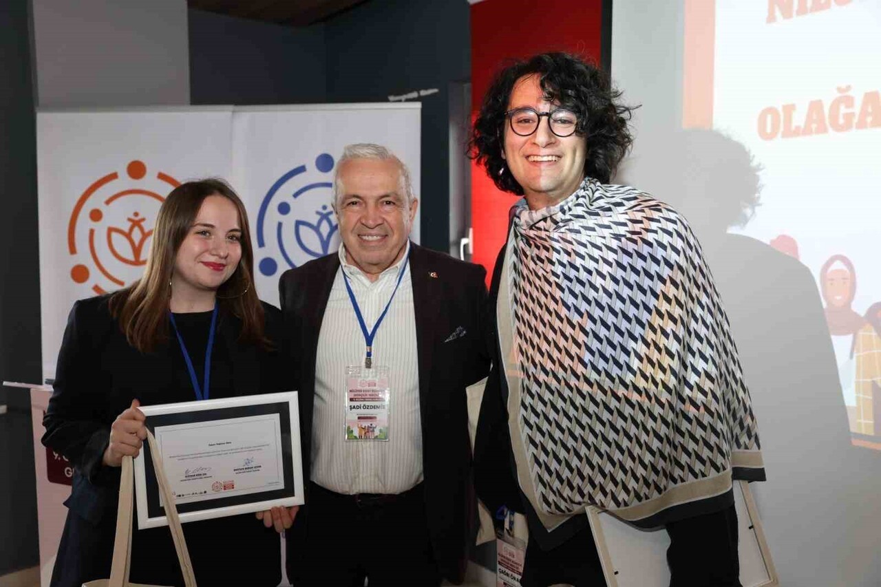 NİLÜFER KENT KONSEYİ GENÇLİK MECLİSİ’NİN 9. OLAĞAN SEÇİMLİ GENEL KURULU’NDA ÖMER FARUK SÖKER VE...