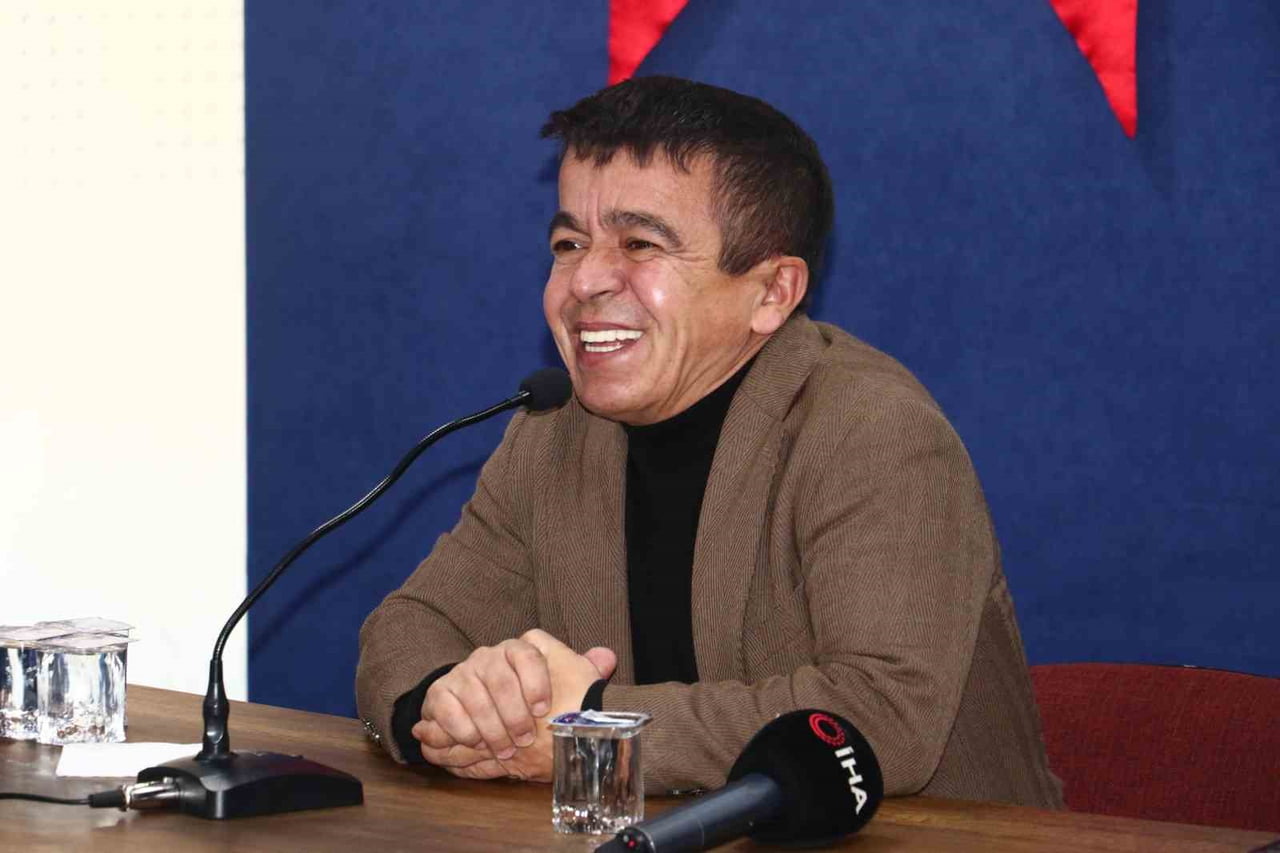 OLİMPİYAT, DÜNYA VE AVRUPA ŞAMPİYONU ESKİ MİLLİ HALTERCİ HALİL MUTLU, GAZİ OSMAN PAŞA İLKOKULU...