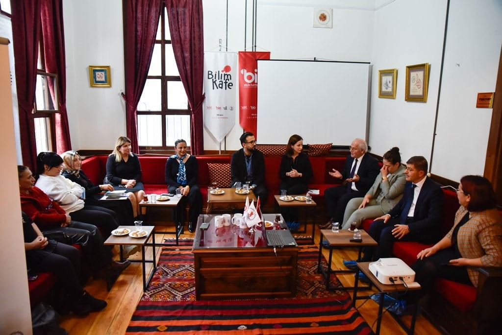 ONDOKUZ MAYIS ÜNİVERSİTESİ (OMÜ) BİLİM İLETİŞİMİ OFİSİ(BİO) TARAFINDAN, "AİLE YILI" KAPSAMINDA...