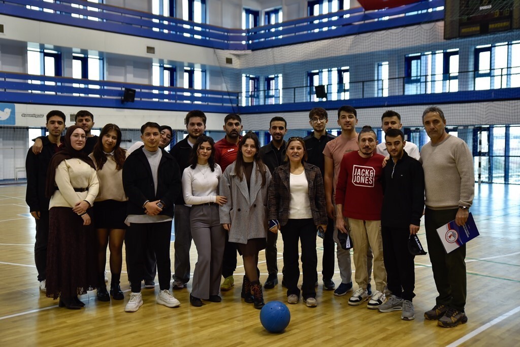 ONDOKUZ MAYIS ÜNİVERSİTESİ (OMÜ) YAŞAR DOĞU SPOR BİLİMLERİ FAKÜLTESİ’NDE, 3 ARALIK DÜNYA...