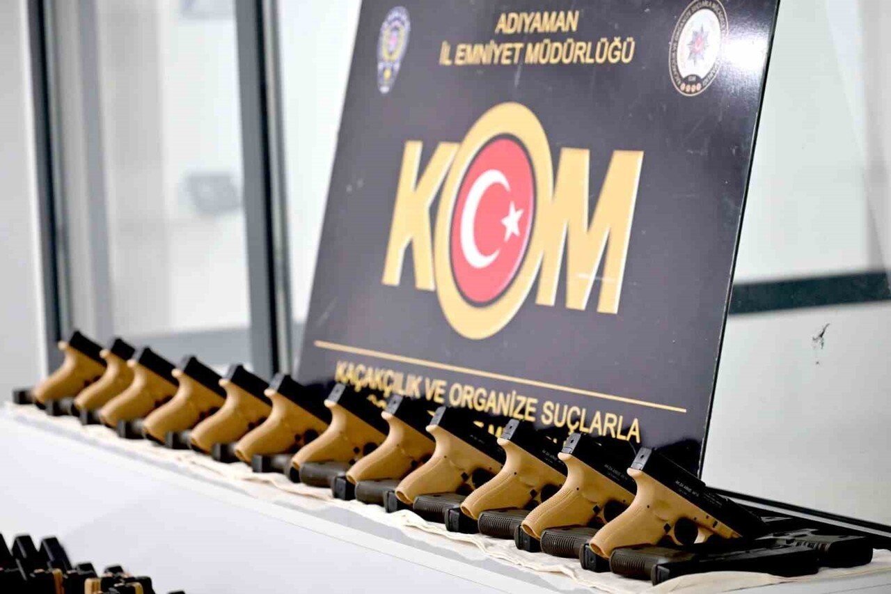 OPERASYONDA BİN ADET TABANCA ELE GEÇİRİLDİ.