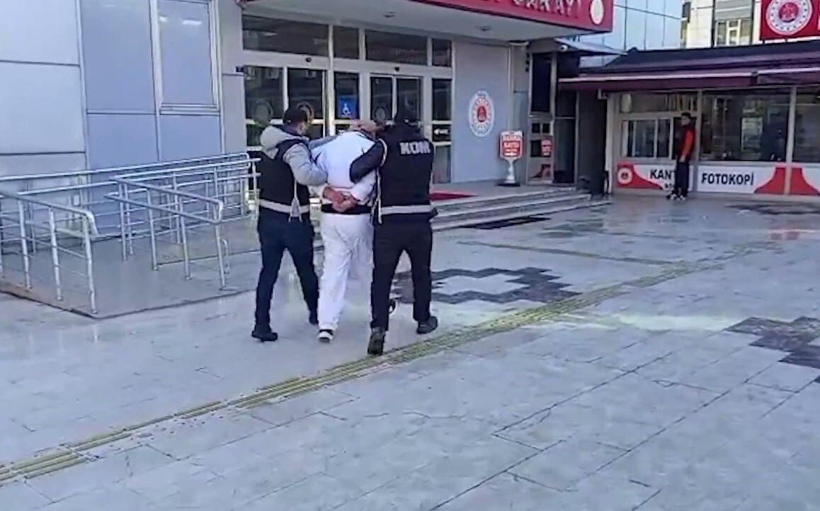 ORDU’DA ÇEŞİTLİ SUÇLARA KARIŞAN VE ‘KIRMIZI BÜLTEN’ İLE ARANAN ZANLI, GÜRCİSTAN’DA YAKALANDI....