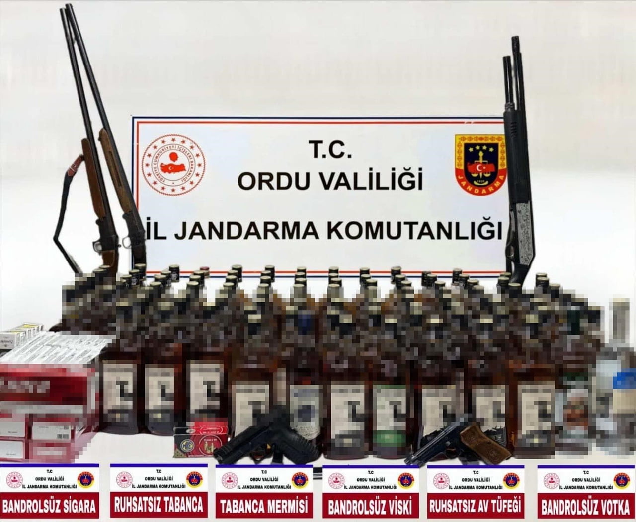 ORDU’DA JANDARMA EKİPLERİNCE DÜZENLENEN OPERASYONDA 102 LİTRE KAÇAK ALKOLLÜ İÇKİ VE 155 PAKET...