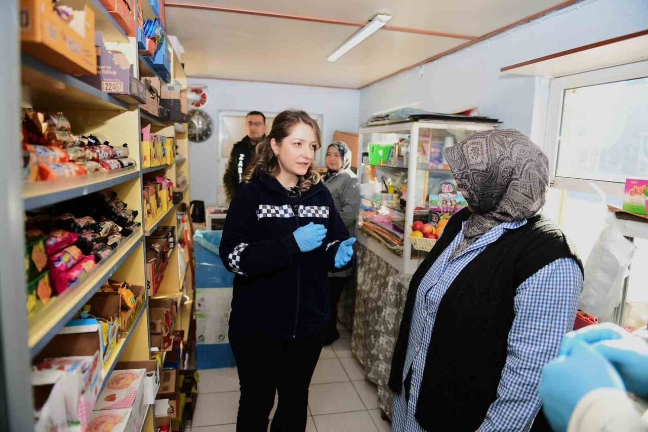 OSMANGAZİ BELEDİYESİ, ÖĞRENCİLERİN SAĞLIKLI VE GÜVENİLİR GIDAYA ERİŞİMİNİ TEMİN ETMEK AMACIYLA...