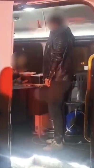 OSMANİYE'DE JANDARMA EKİPLERİ TARAFINDAN DÜZENLENEN OPERASYONDA 6 KAÇAK GÖÇMEN YAKALANIRKEN...