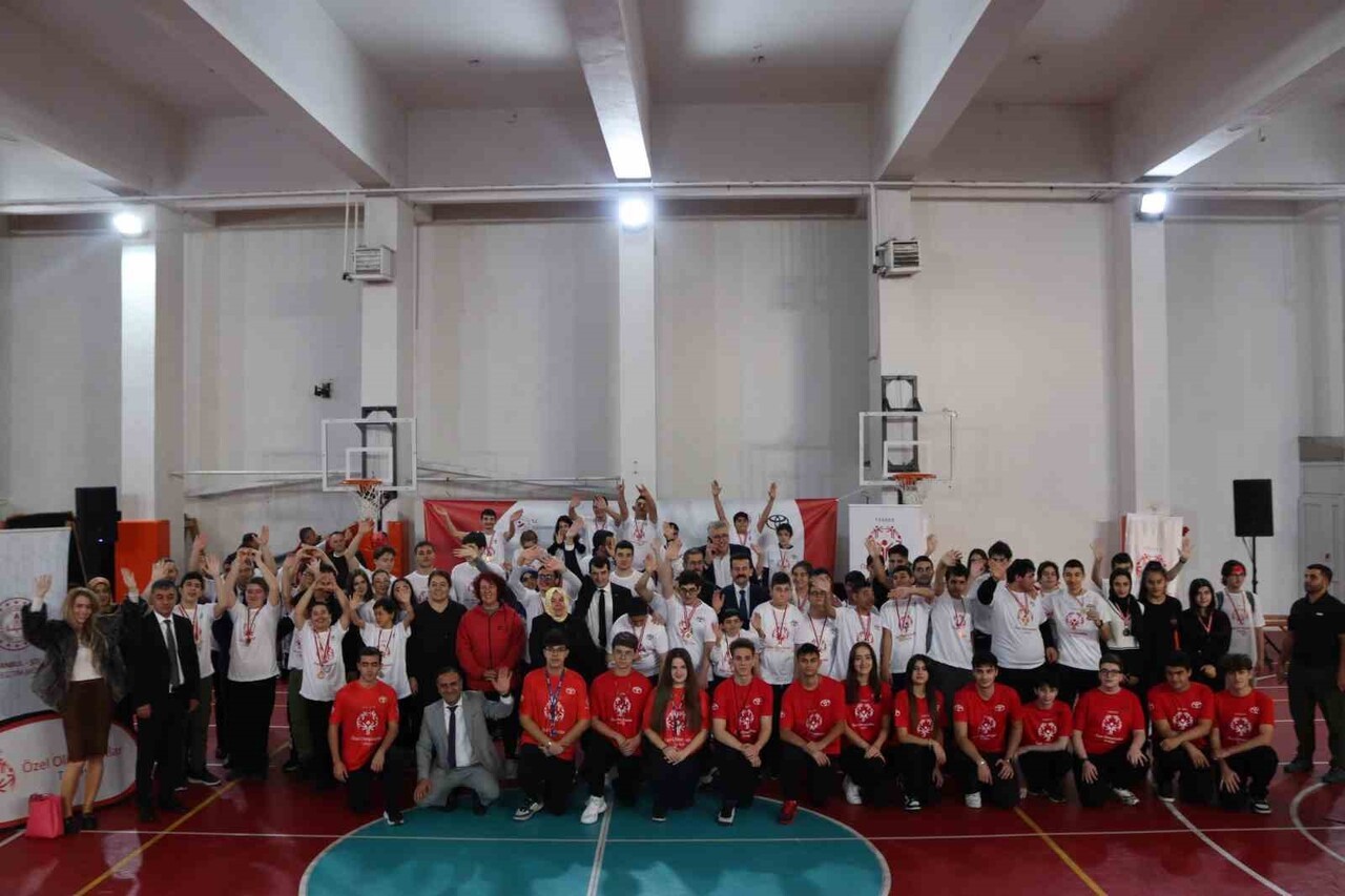 ÖZEL OLİMPİYATLAR TÜRKİYE, 3 ARALIK DÜNYA ENGELLİLER GÜNÜ DOLAYISIYLA, ŞİŞLİ MİLLİ EĞİTİM İŞ...