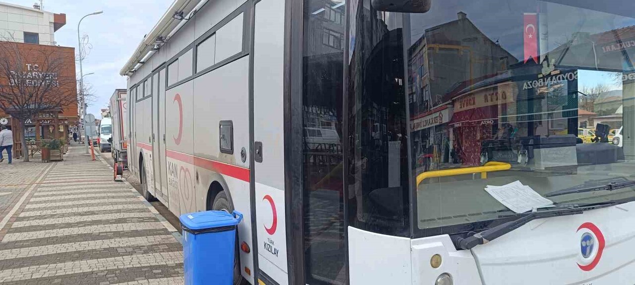 PAZARYERİ’NDE KAN BAĞIŞI SEFERBERLİĞİ