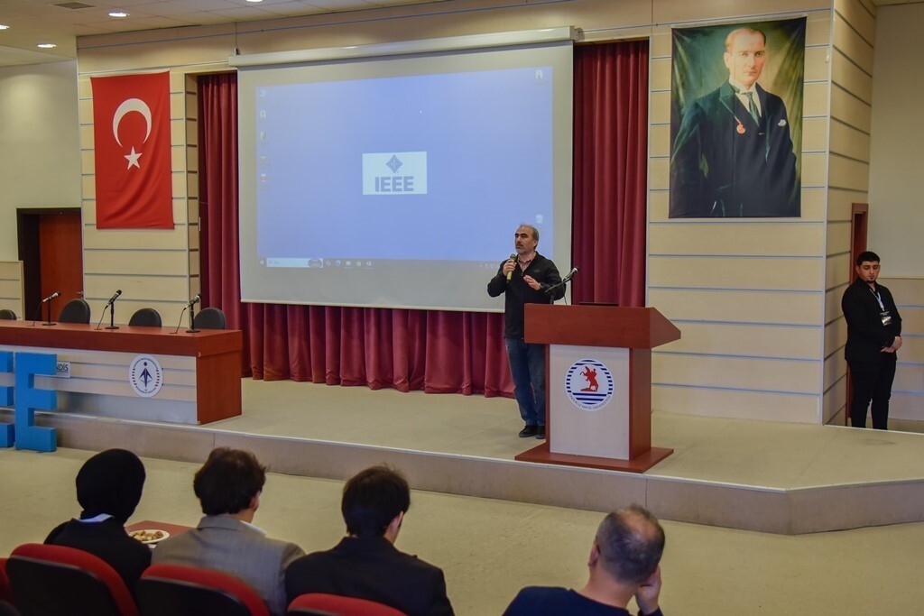 PROF. DR. YILDIRAY TOPÇU