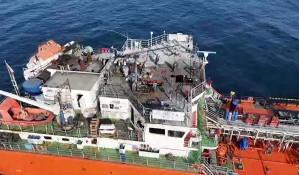 RUSYA’DAN GÜRCİSTAN’A AYÇİÇEĞİ YAĞI TAŞIRKEN ULUSLARARASI SULARDA SALDIRIYA UĞRAYAN MIDVOLGA-2...