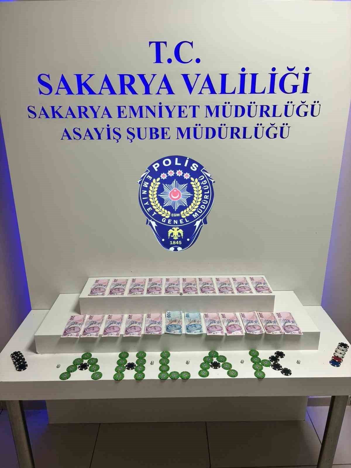 SAKARYA GENELİNDE SON BİR HAFTA İÇERİSİNDE KUMAR OYNADIĞI YADA OYNATTIĞI TESPİT EDİLEN 18 ŞAHSA...
