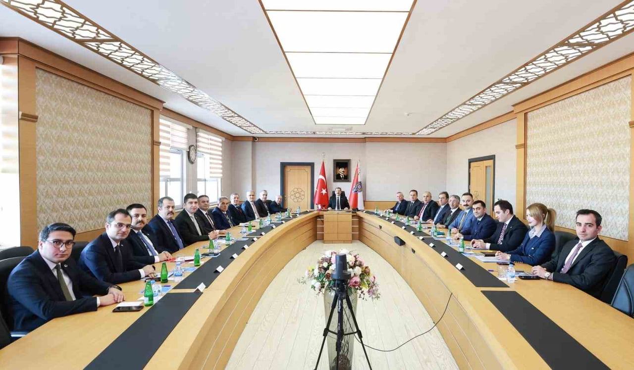 SAMSUN VALİSİ ORHAN TAVLI BAŞKANLIĞINDA GERÇEKLEŞTİRİLEN TOPLANTIDA, 2025 YILININ GENEL...